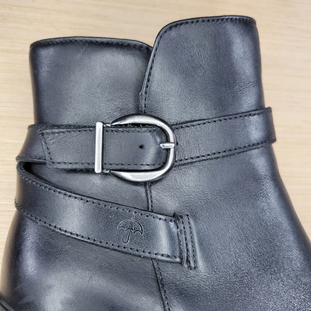Naturalizer Aimee Black Leather Waterproof Ankle Booties 7M Rainboot